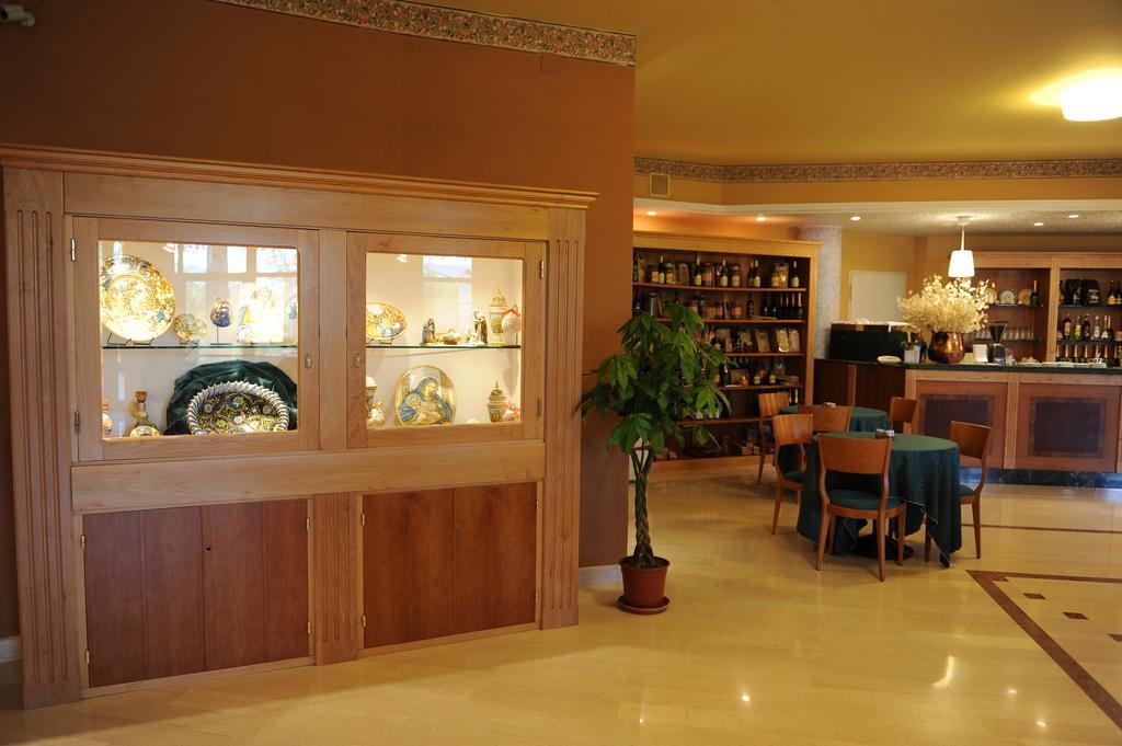 Hotel Arimannia การามานิโก แตร์เม ภายนอก รูปภาพ