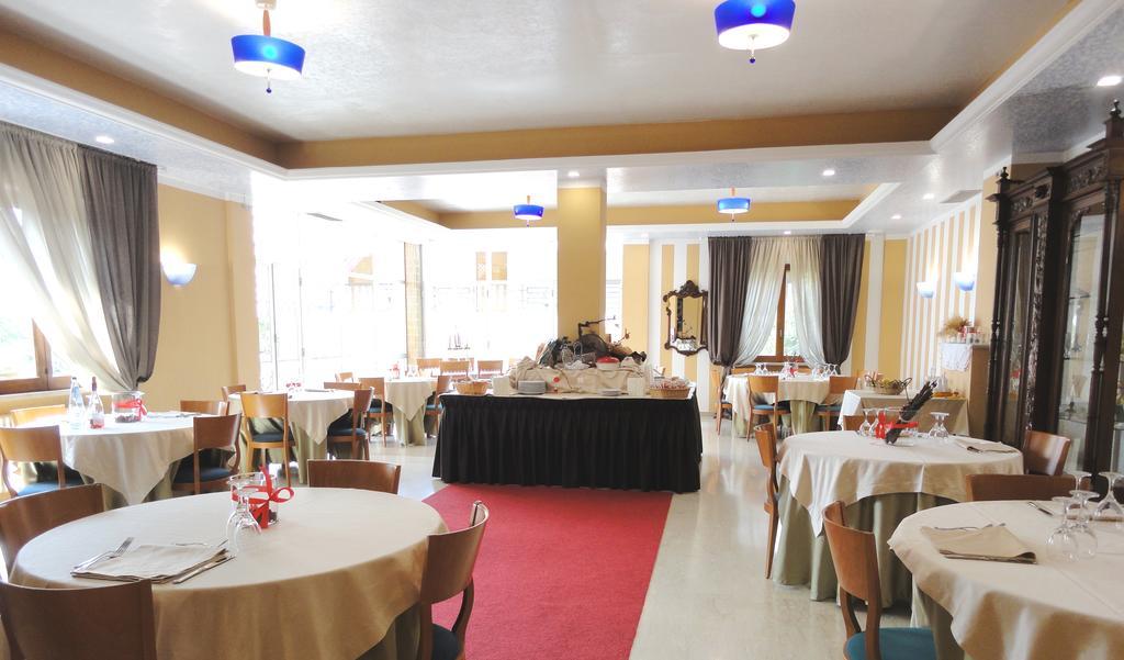 Hotel Arimannia การามานิโก แตร์เม ภายนอก รูปภาพ